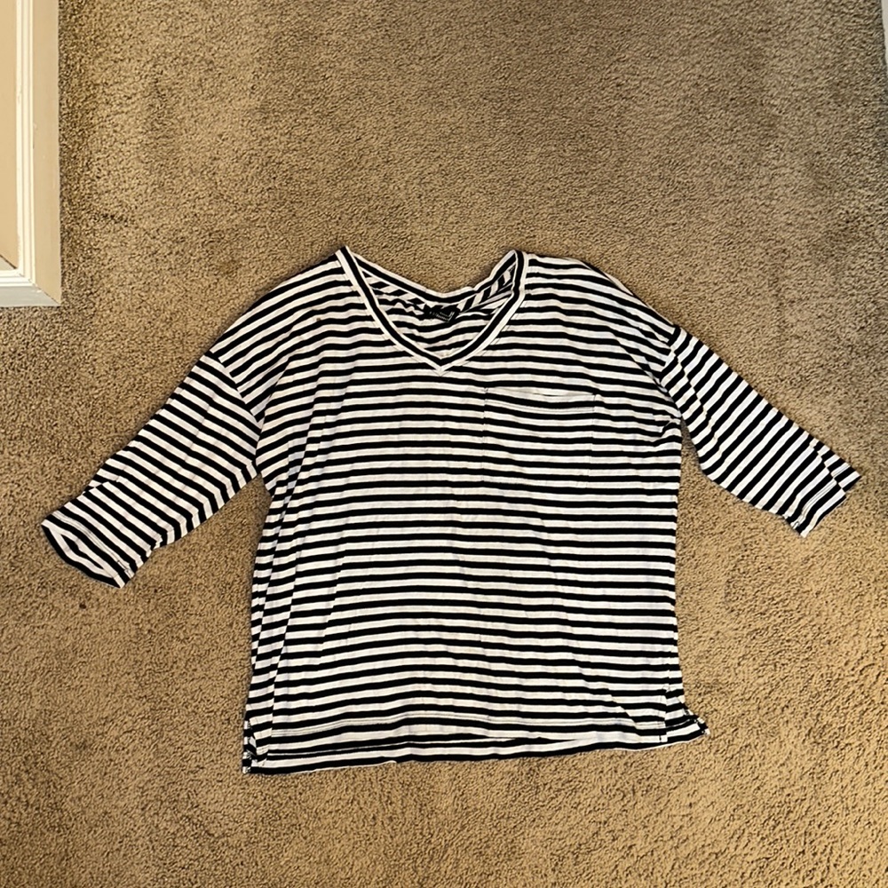 Forever 21 black and white striped shirt
